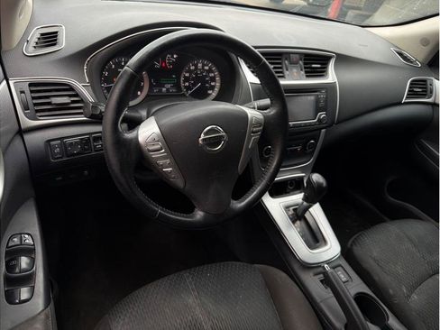 Used 2015 Nissan Sentra SR FWD image 2