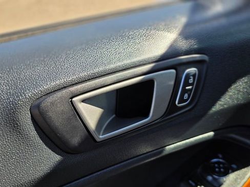 Used 2021 Ford EcoSport SE w/ SE Appearance Package FWD image 22