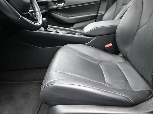 Used 2024 Honda Accord Sport image 13