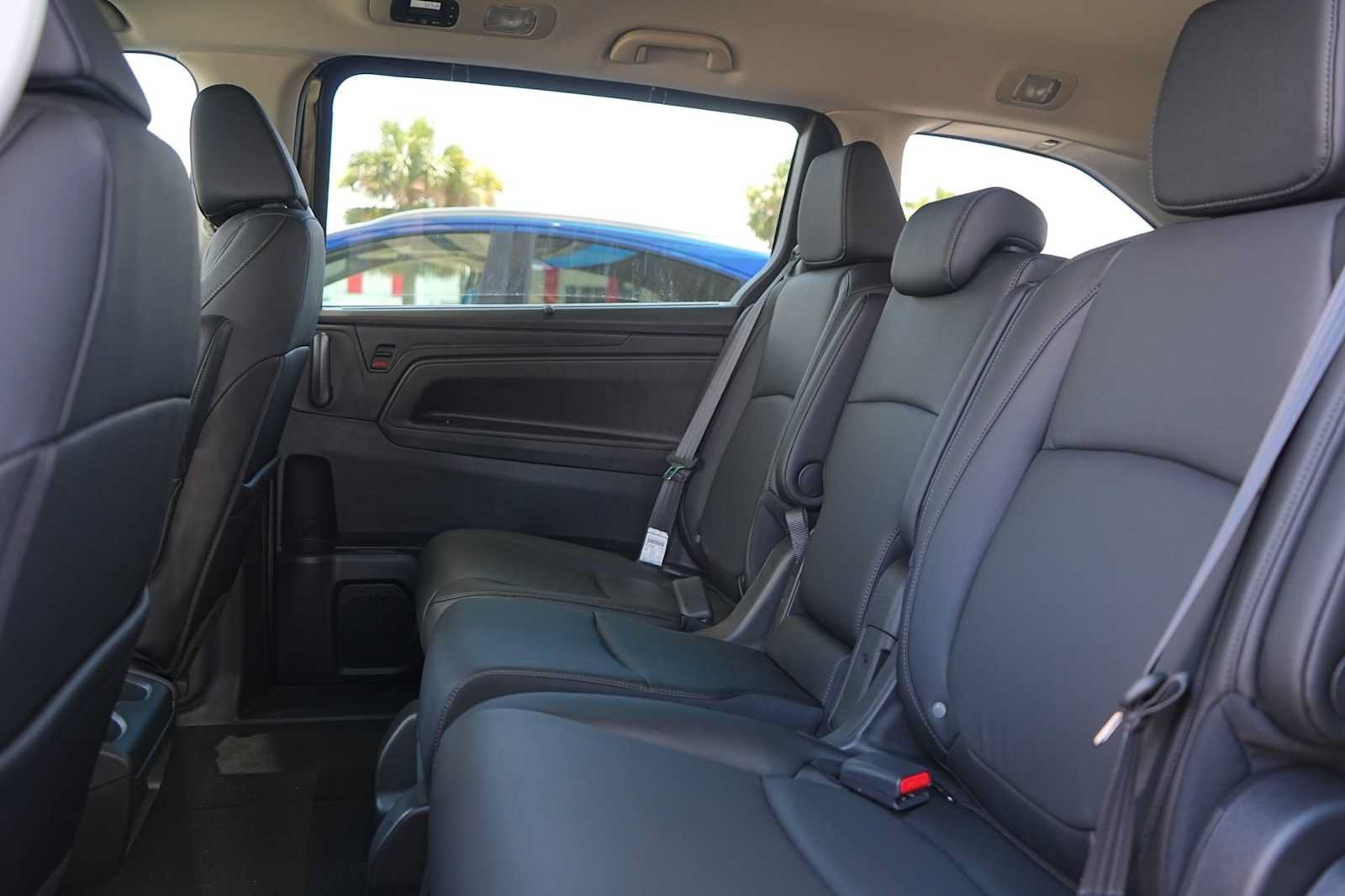 New 2027 Honda Odyssey EX-L image 13