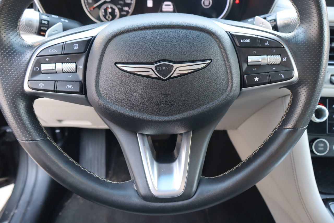 Used 2025 Genesis G70 2.5T RWD image 10