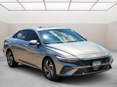 New 2025 Hyundai Elantra Limited image 1