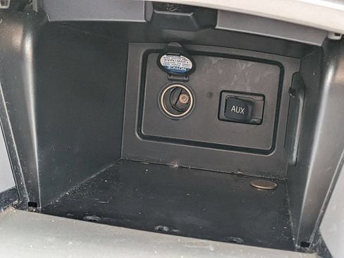 Used 2009 Toyota Camry FWD image 22