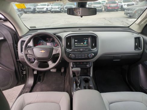 Used 2018 Chevrolet Colorado W/T image 9