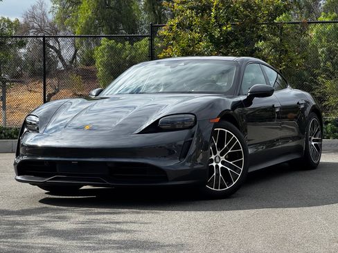 Certified 2022 Porsche Taycan 4S AWD/4WD image 1