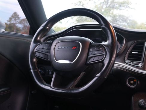 Used 2020 Dodge Challenger R/T RWD image 11