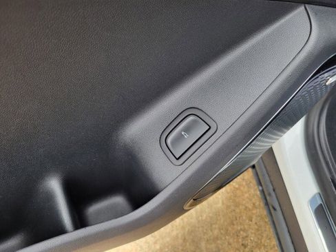 Used 2024 GMC Acadia AT4 w/ Super Cruise Package image 27