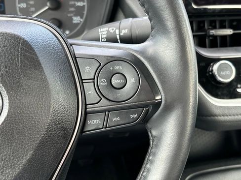 Certified 2024 Toyota Corolla SE FWD image 16