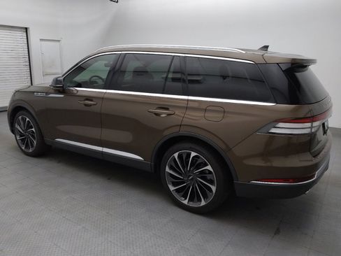 Used 2022 Lincoln Aviator Reserve w/ Equipment Group 201A RWD image 3