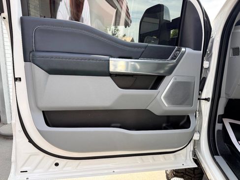 Used 2024 Ford F250 Limited w/ FX4 Off-Road Package image 18