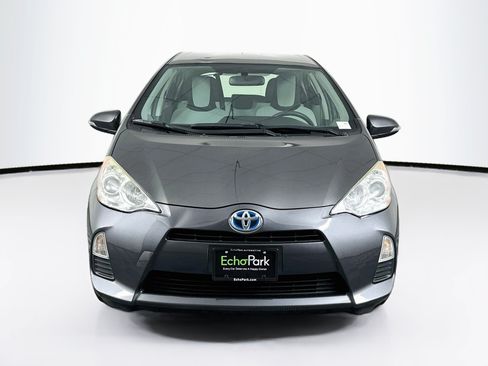 Used 2014 Toyota Prius C One FWD image 2