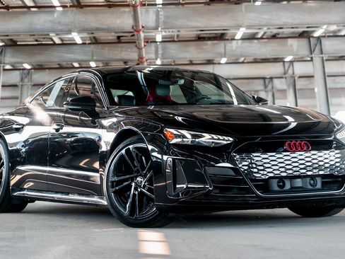 Used 2023 Audi RS e-tron GT AWD/4WD image 4