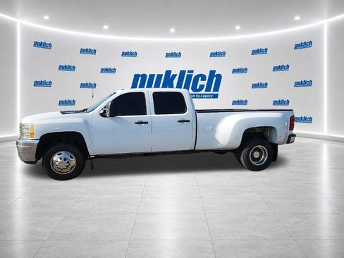 Used 2011 Chevrolet Silverado 3500 W/T AWD/4WD image 4