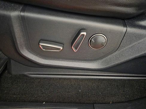 Used 2020 Ford F150 Raptor w/ Equipment Group 802A Luxury image 72