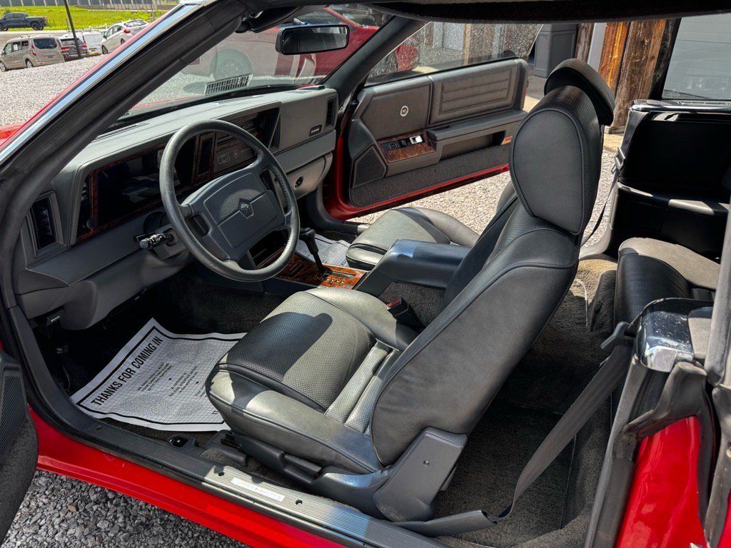 Used 1989 Chrysler LeBaron Premium FWD image 39
