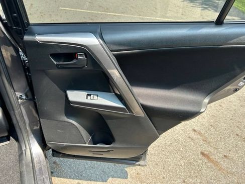Used 2018 Toyota RAV4 LE w/ All Weather Liner Package AWD/4WD image 40