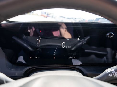 Used 2024 Buick Encore GX Sport Touring w/ Comfort Package image 27