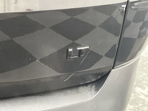 Used 2019 Chevrolet Traverse LT w/ LPO, Blackout Package image 32