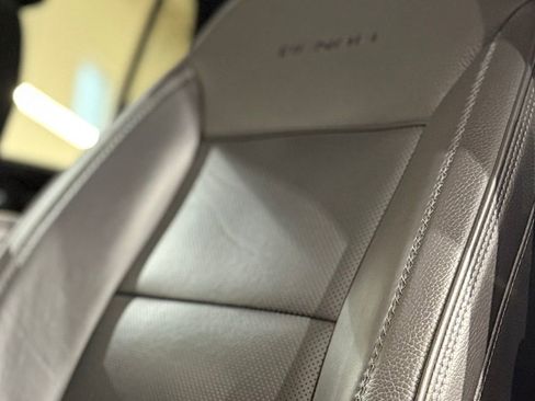 Used 2022 GMC Yukon Denali w/ Denali Ultimate Package image 51