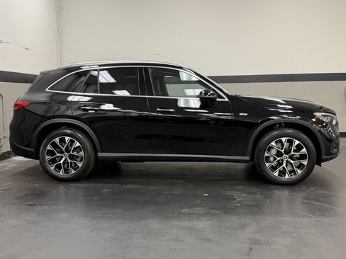 Certified 2025 Mercedes-Benz GLC 350e 4MATIC image 3