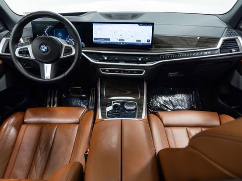 Certified 2024 BMW X5 xDrive40i w/ M Sport Package AWD/4WD image 19