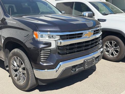 Used 2022 Chevrolet Silverado 1500 LT AWD/4WD image 5