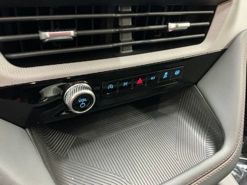 New 2026 Ford Explorer Active AWD/4WD image 24