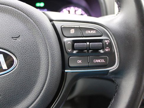 Used 2019 Kia Sportage EX image 19