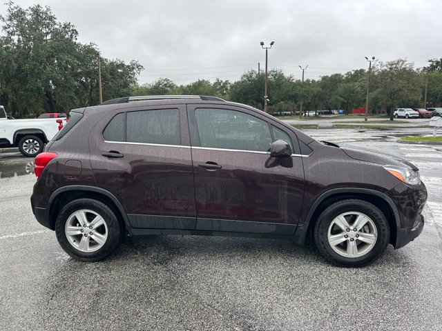 Used 2020 Chevrolet Trax LT FWD image 6