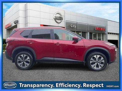 Used 2023 Nissan Rogue SV w/ SV Premium B Package AWD/4WD image 5