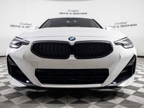 Used 2025 BMW 230i 230i w/ M Sport Package image 5