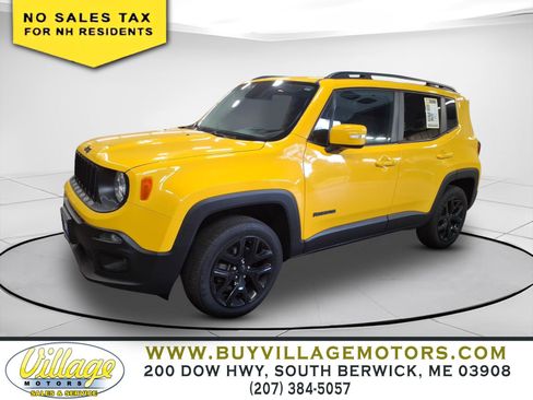 Used 2017 Jeep Renegade Altitude AWD/4WD image 3