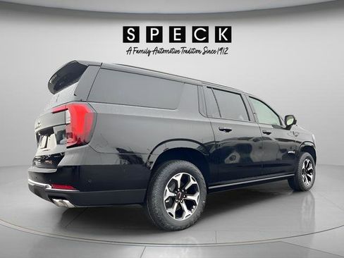 New 2026 GMC Yukon XL AT4 w/ AT4 Premium Package AWD/4WD image 5