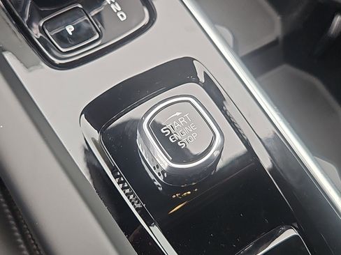 New 2026 Volvo XC60 T8 Ultra w/ Protection Package Premier image 15