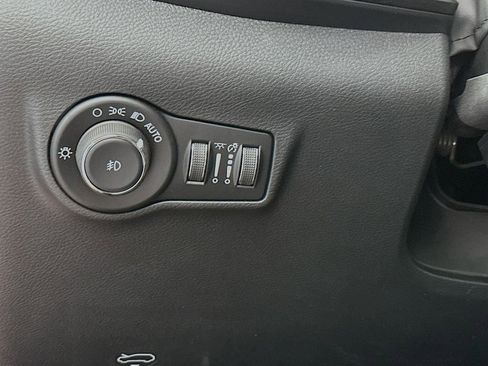 New 2026 Jeep Compass Trailhawk w/ Sun, Sound & Navigation Group AWD/4WD image 10