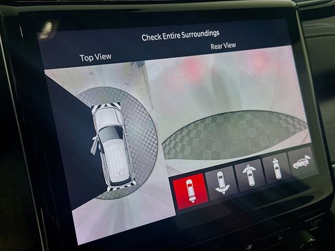 Used 2022 Jeep Grand Cherokee Limited 4xe w/ Luxury Tech Group II image 23