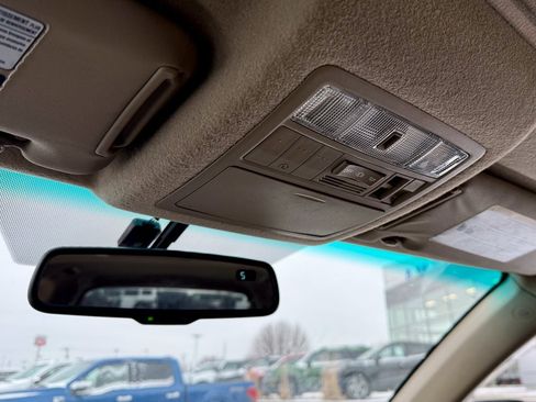 Used 2010 Toyota Highlander Limited image 23