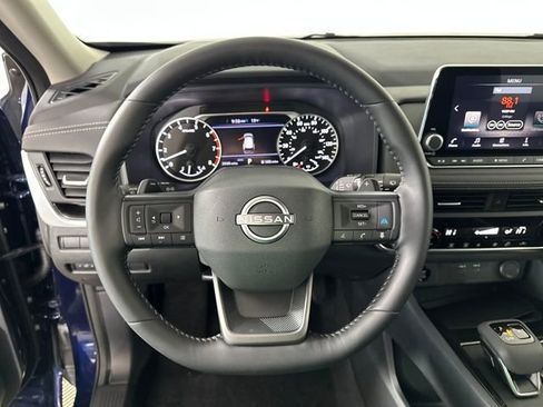 Certified 2026 Nissan Rogue SV image 23