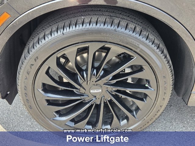 New 2026 Lincoln Aviator Reserve AWD/4WD image 17