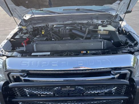 Used 2016 Ford F250 XLT w/ XLT Value Package AWD/4WD image 13