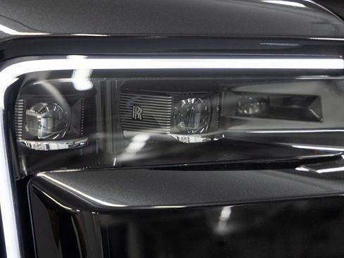 New 2027 Rolls-Royce Cullinan Black Badge AWD/4WD image 12
