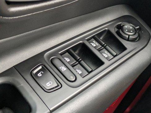 Certified 2023 Jeep Renegade Trailhawk image 20