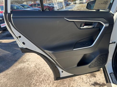 New 2025 Toyota RAV4 Limited image 25