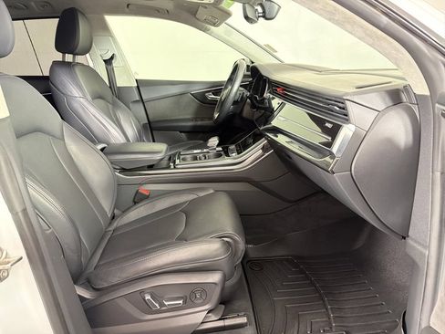 Used 2020 Audi Q8 Prestige w/ Prestige Package AWD/4WD image 20