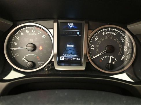 Used 2017 Toyota Tacoma SR5 image 16