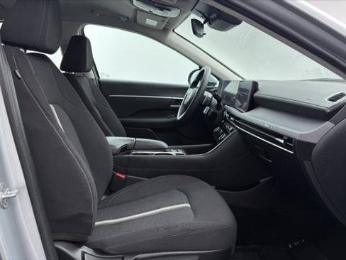 Used 2025 Hyundai Sonata SEL FWD image 20