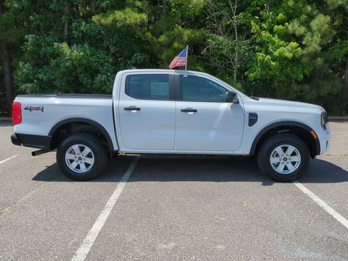 Used 2024 Ford Ranger XL w/ Trailer Tow Package AWD/4WD image 3