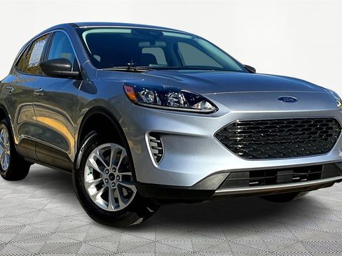 Used 2022 Ford Escape SE w/ Convenience Package image 12