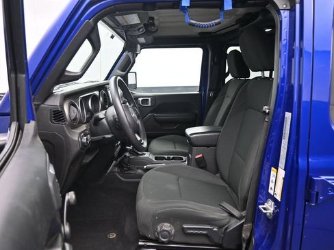 Used 2018 Jeep Wrangler Unlimited Sport AWD/4WD image 21