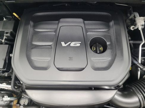 Used 2017 Jeep Grand Cherokee Limited image 30